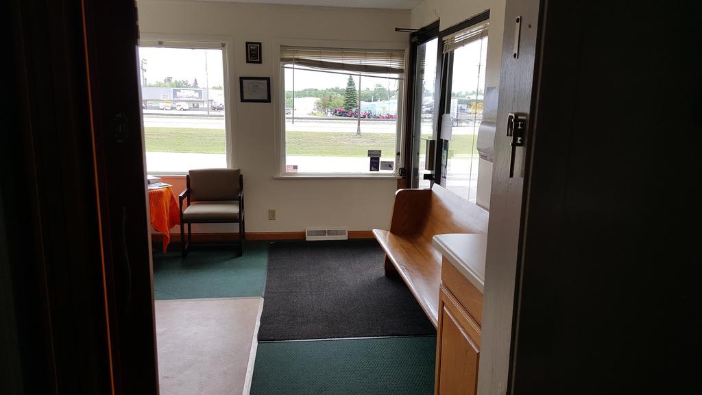 Budget Host Inn Detroit Lakes Kültér fotó