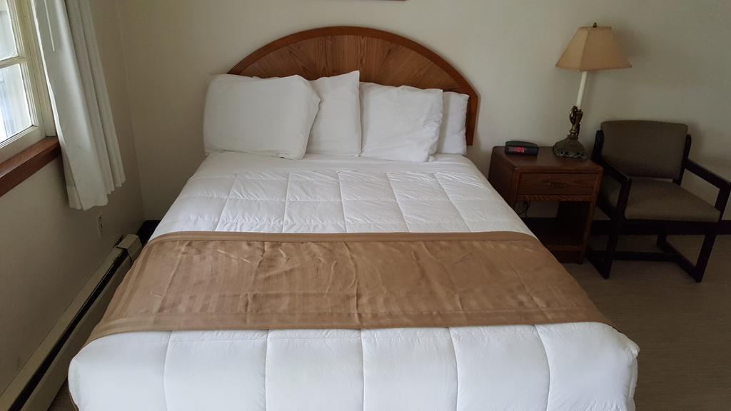 Budget Host Inn Detroit Lakes Kültér fotó