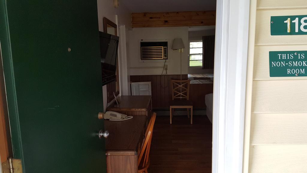 Budget Host Inn Detroit Lakes Kültér fotó